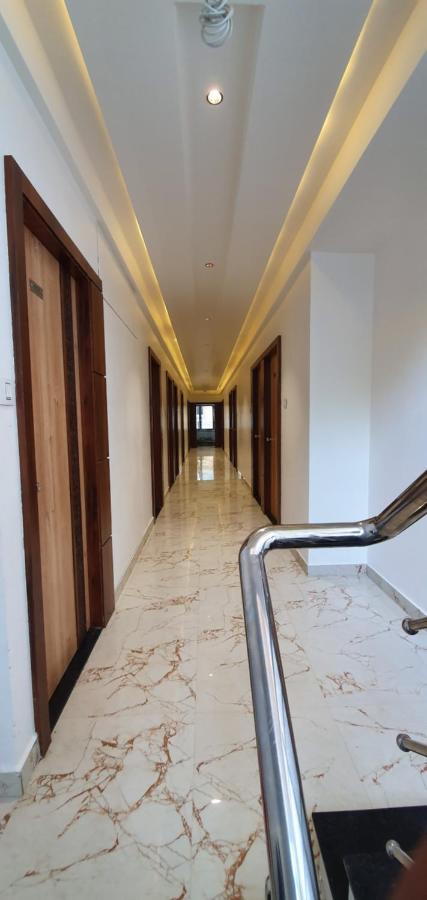 Hotel N K Bhuj Exterior photo